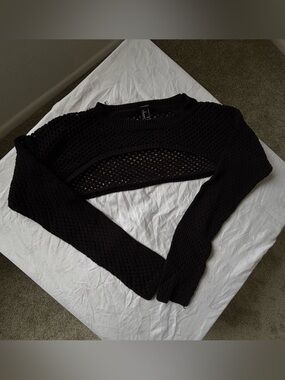 Black Cropped Knit Sweater
